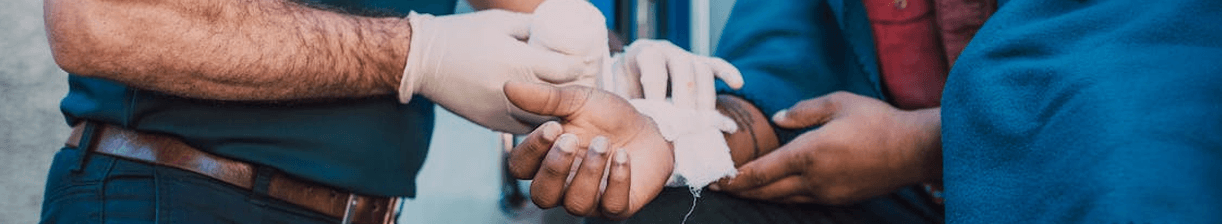 Första Hjälpen-väskor för Snabb och Säker Omsorg