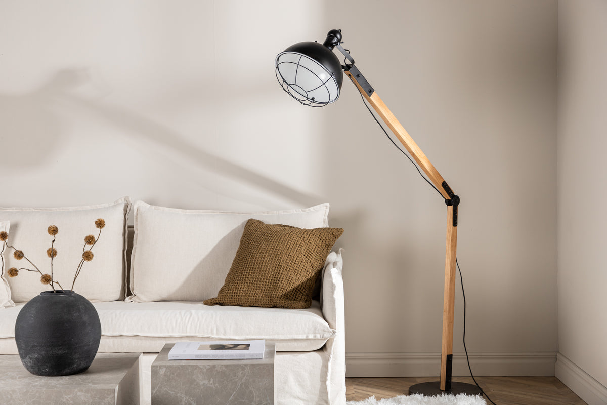Kick Floor Lamp Black