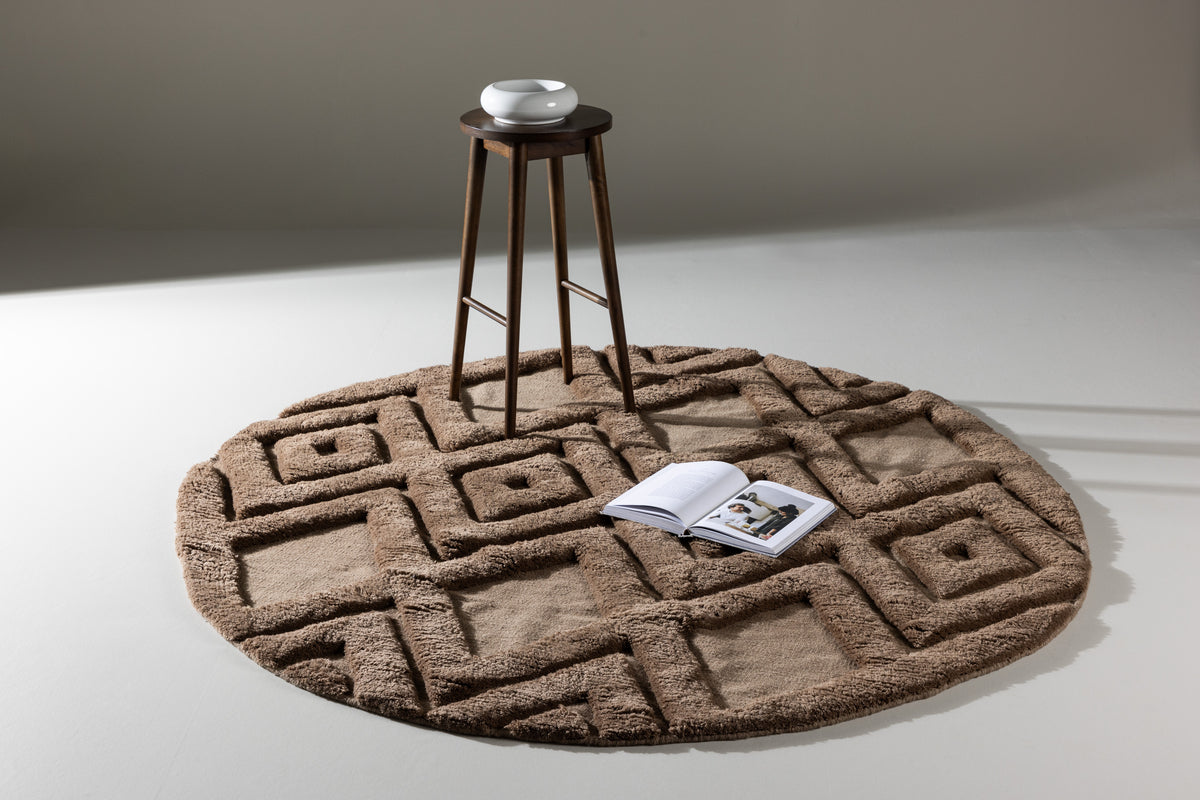 Dahlia Round Carpet ⌀200 Dark Brown