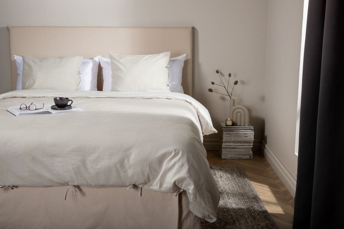 Jenna Bed Set 220 x 240 Light Grey