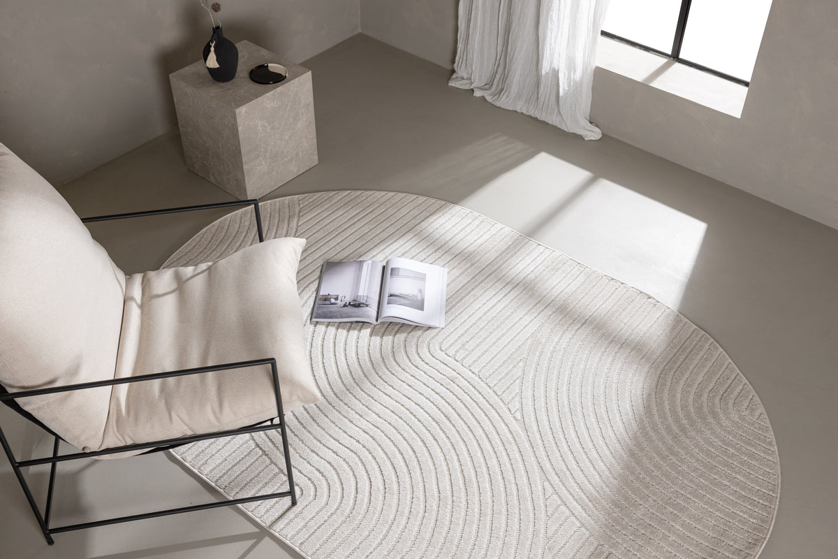 Vince Oval Carpet 230 x 160 White