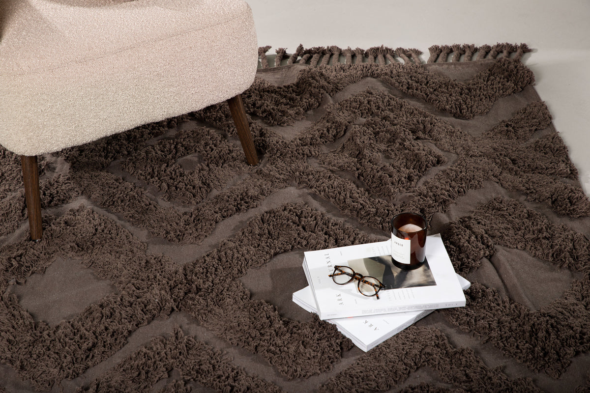 Hilma Rectangular Carpet 200 x 300 Brown