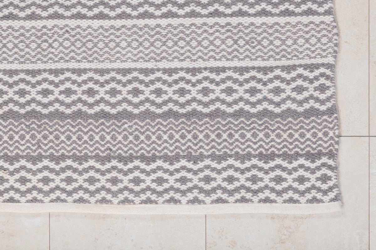 Sishu Rectangular Carpet 240 x 170 Light Grey