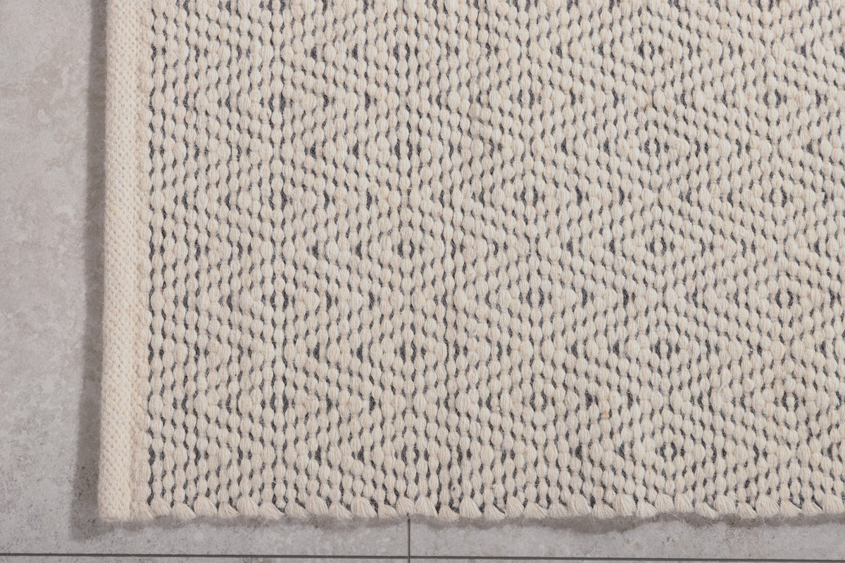 Julana Rectangular Carpet 300 x 200 Beige