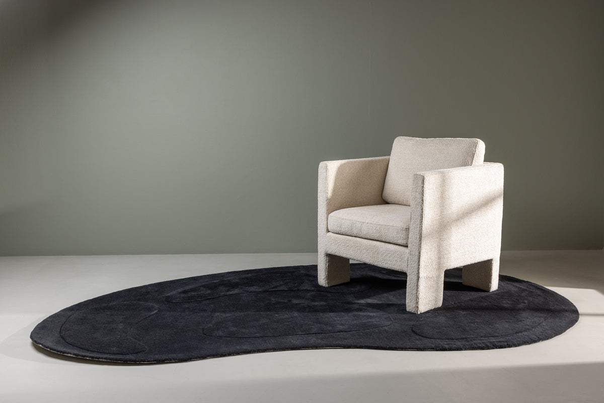 Enard Oval Carpet 290 x 175 Black