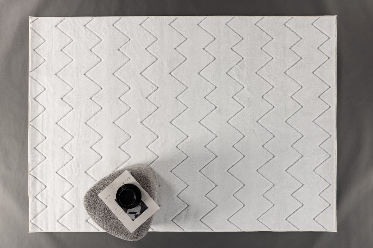 Fia Rectangular Carpet 230 x 160 White