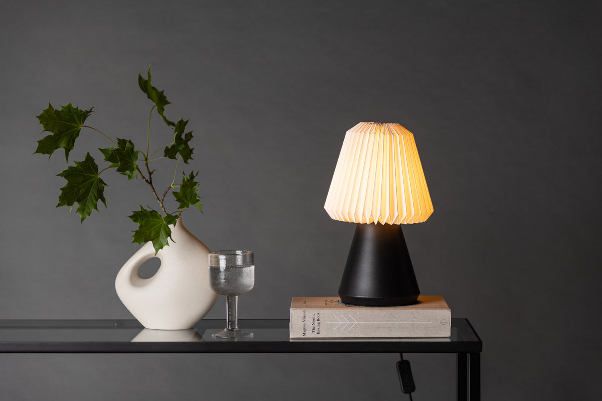 Table lamps Black