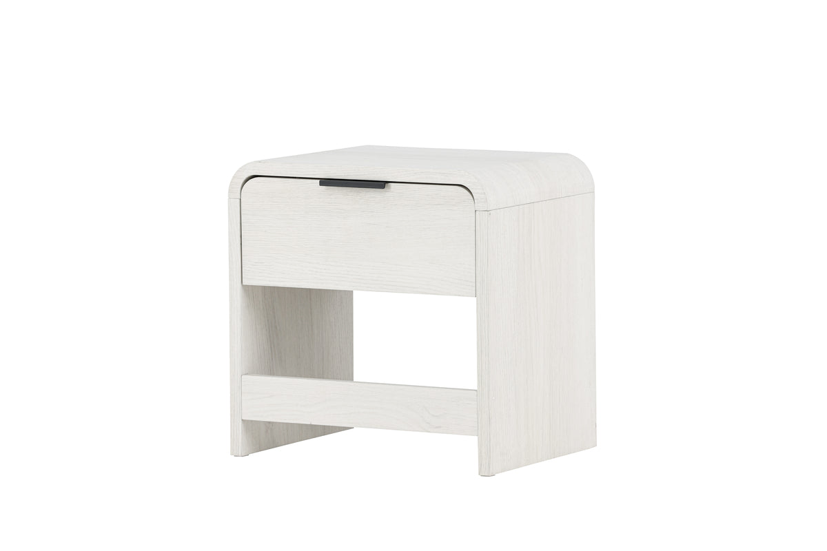 Lyngdal Side Table 40 x 30 Whitewash