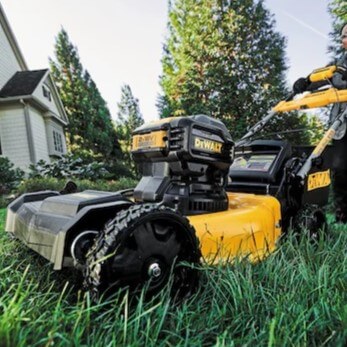 2x 18V XR 54cm ruohonleikkuri ilman akkua