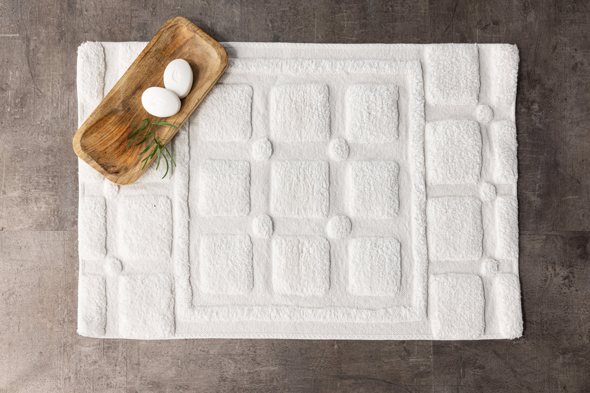 Putte Rectangular Carpet 90 x 60 White