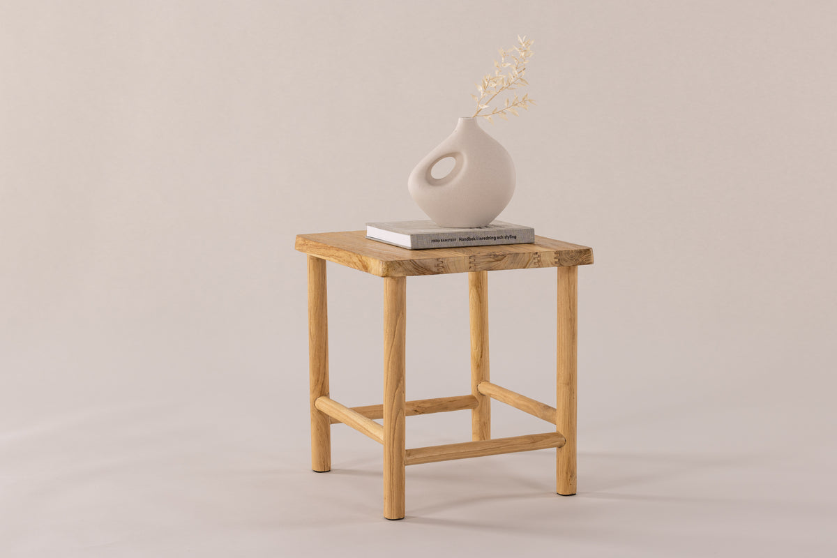 Noster Stool Nature