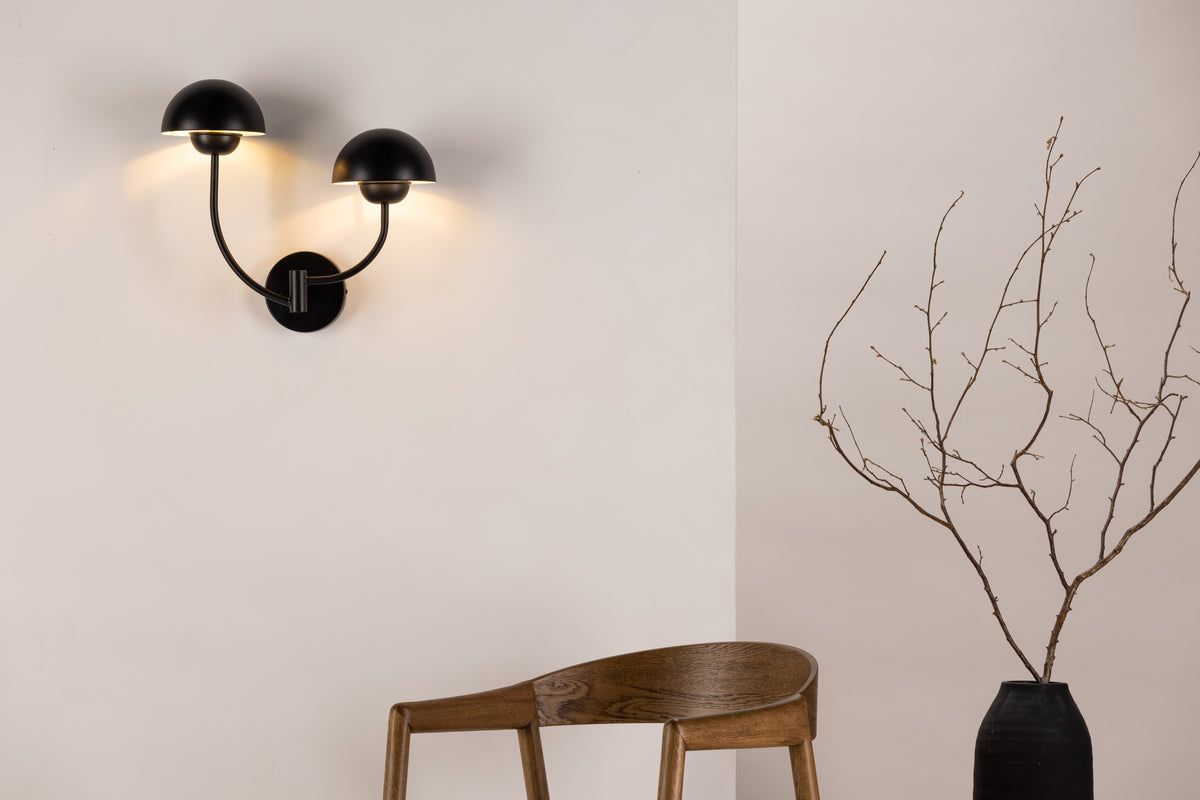 Lyckorna Wall Lamp Black