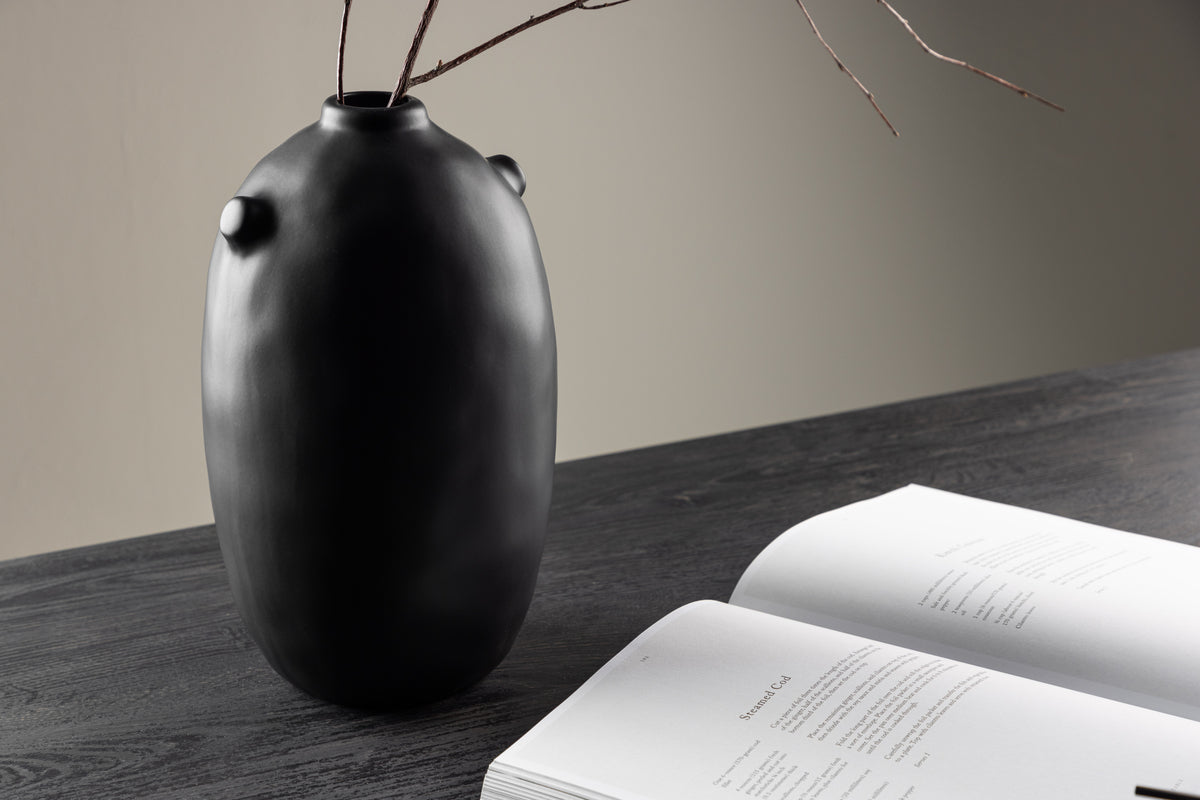 Vases ø17 Black