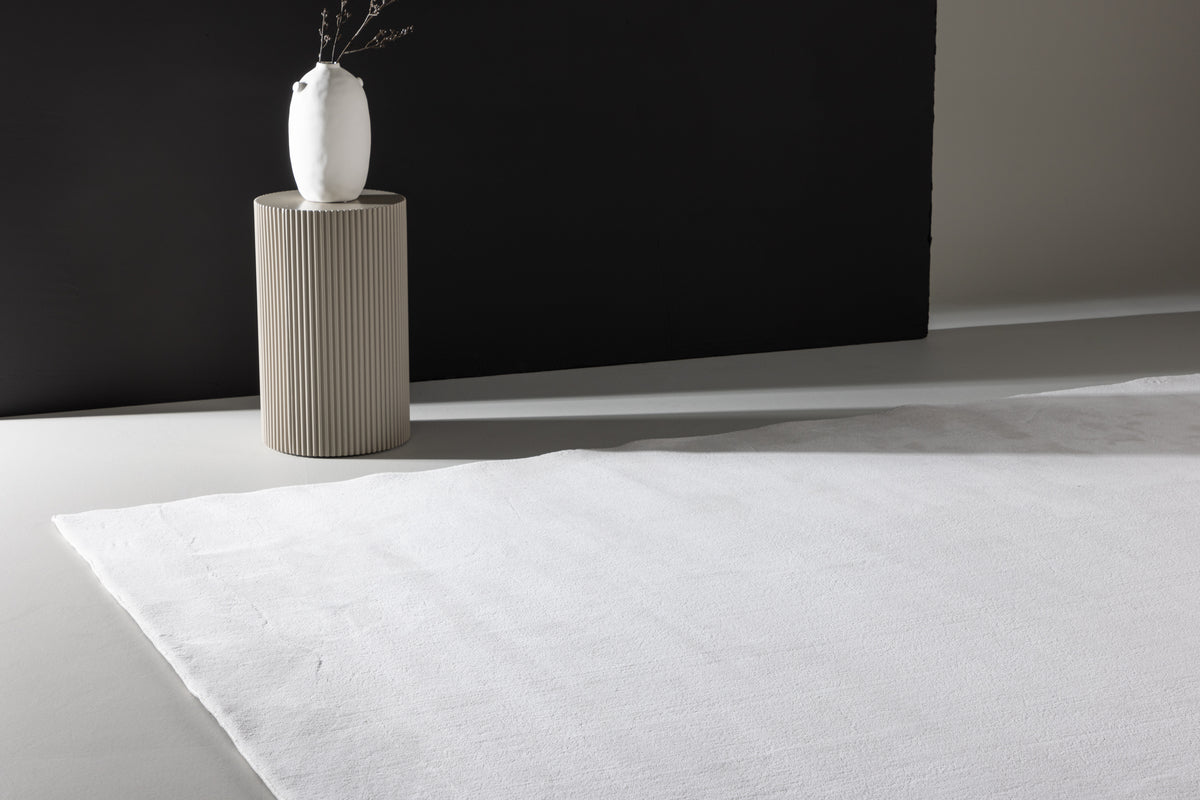 Nixie Rectangular Carpet 350 x 240 White