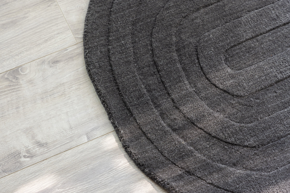 Nora Oval Carpet 80 x 50 Black