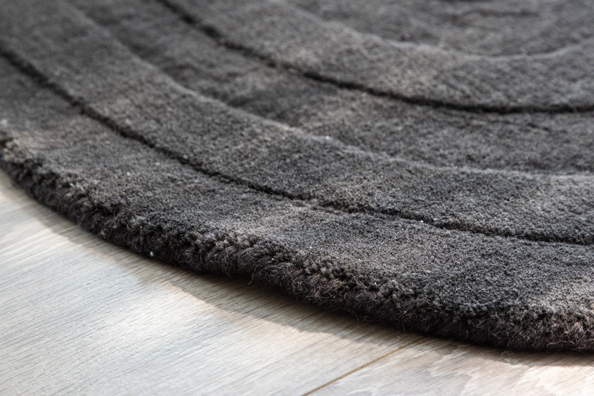 Nora Oval Carpet 80 x 50 Black