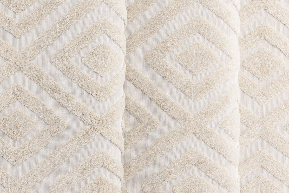 Pia Rectangular Carpet 230 x 160 White