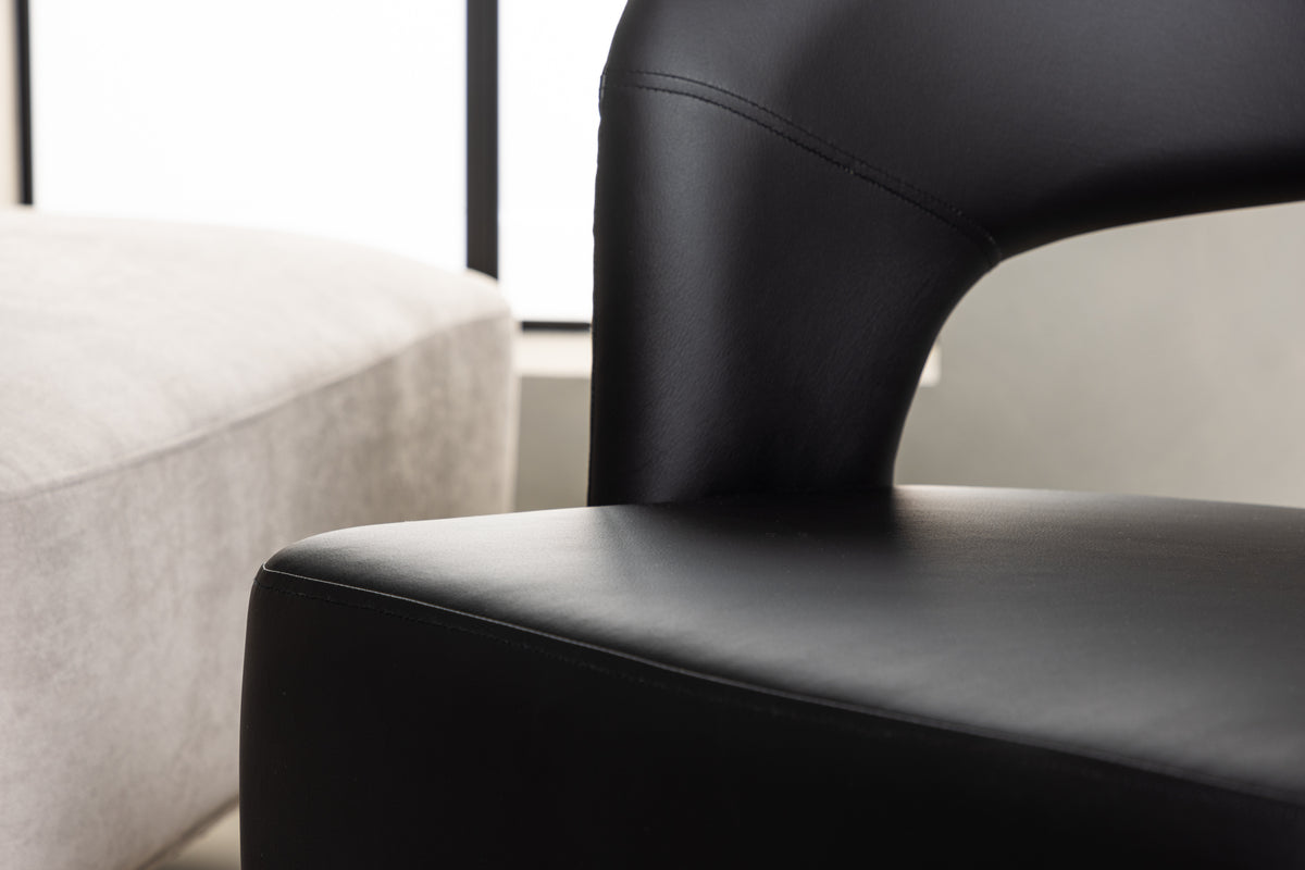 Mundo Armchair Black
