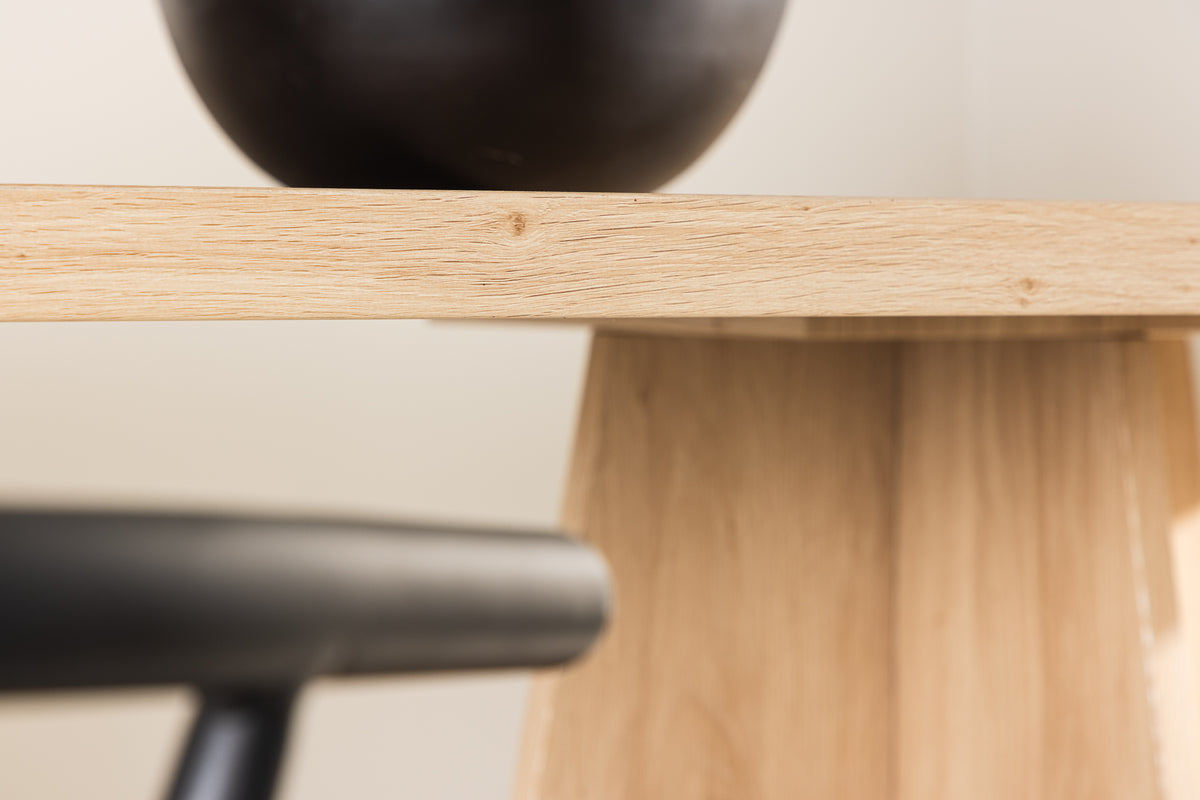 Bootcut Oval Dining Table 230 x 115 Nature