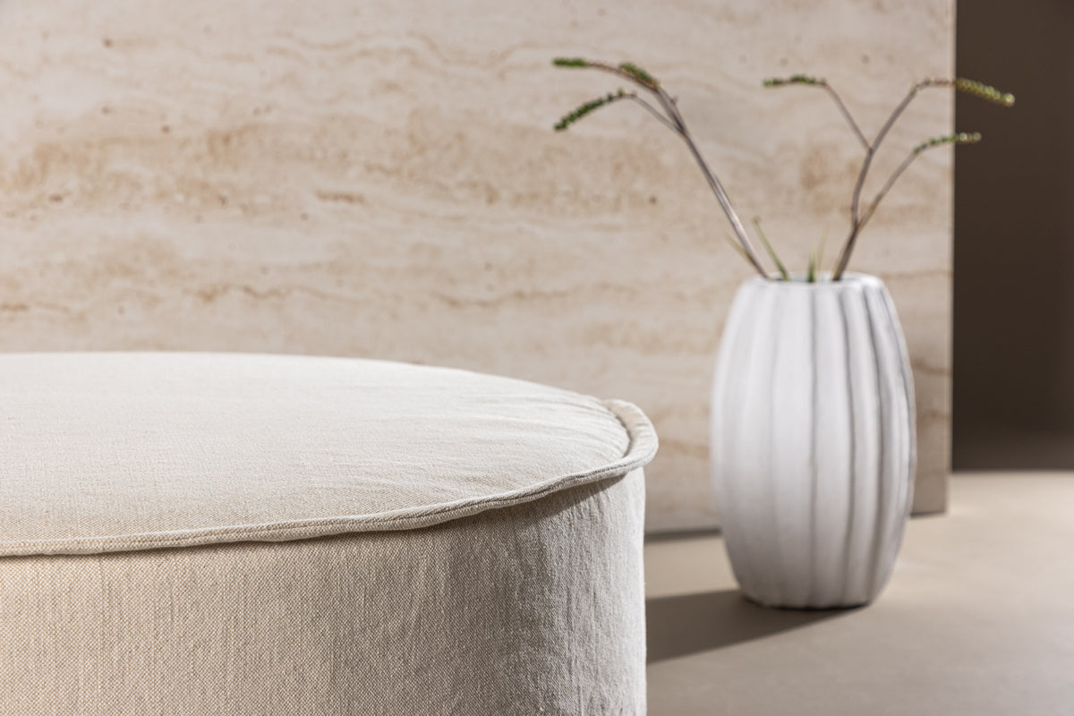 Vindö Ottoman ø101 ⌀101 Beige