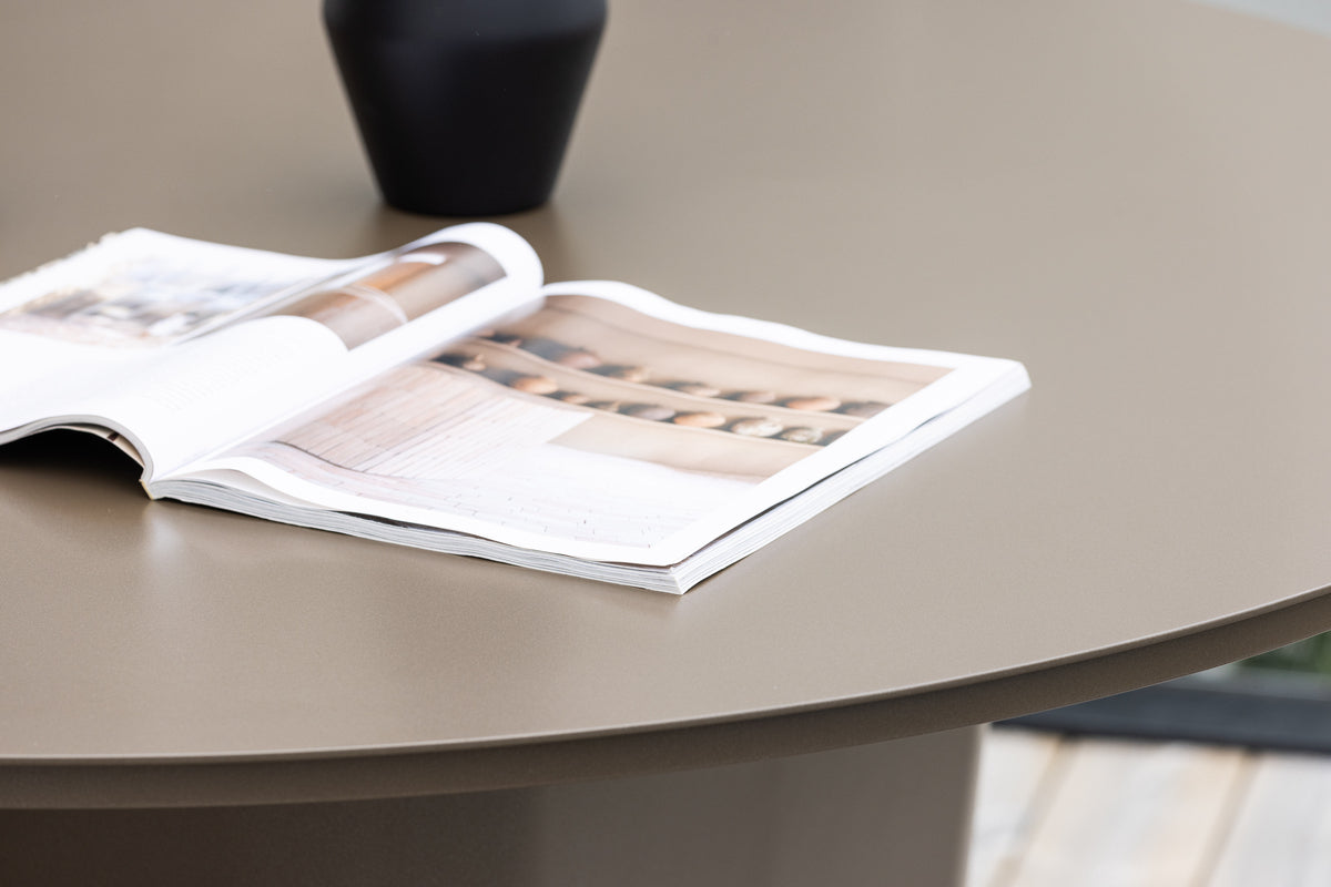 Santa Fe Round Dining Table ⌀120 Brown