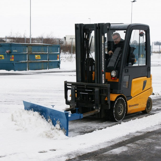 SPF 18 – Fast snöplog 1800 mm för motviktstruck